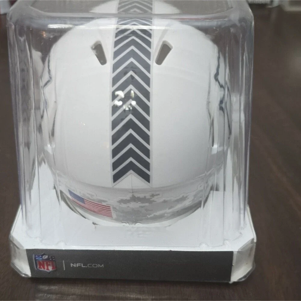 Riddell NFL Kansas City Chiefs Salute to Service 2019 Mini Helmet White Gray